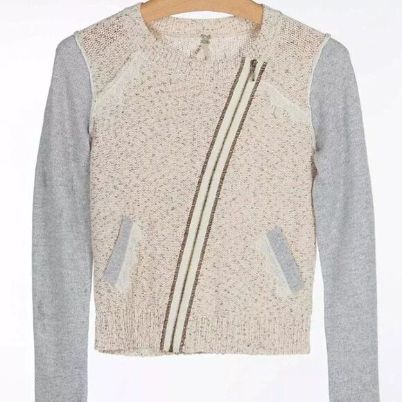 BKE Sweaters - BKE Buckle S Asymmetrical Zip Knit Moto Cardigan Sweater Jacket Lace Trim